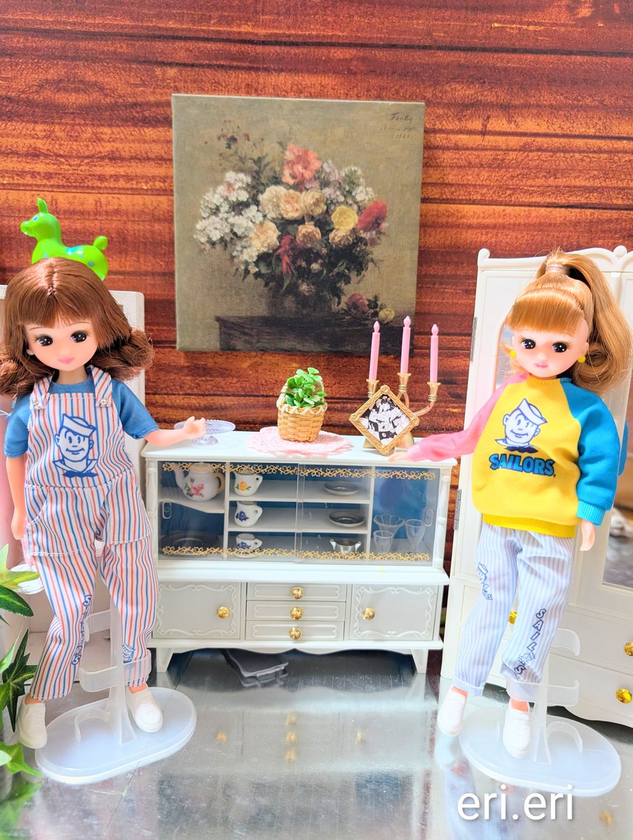 リカちゃんの白い白い家具『サイドボード』が届きました(*´˘`*)♥ 今