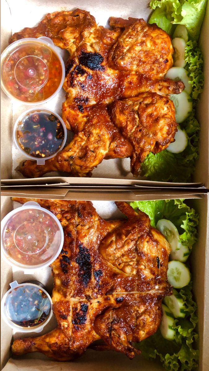 ( 🎁 to <a href="/merenjanakan/">HALMAHERA.</a> )

Notes: "Untuk Mas Yuga dan keluarga. Terima kasih udah bantuin aku dan mobilku. 😄"