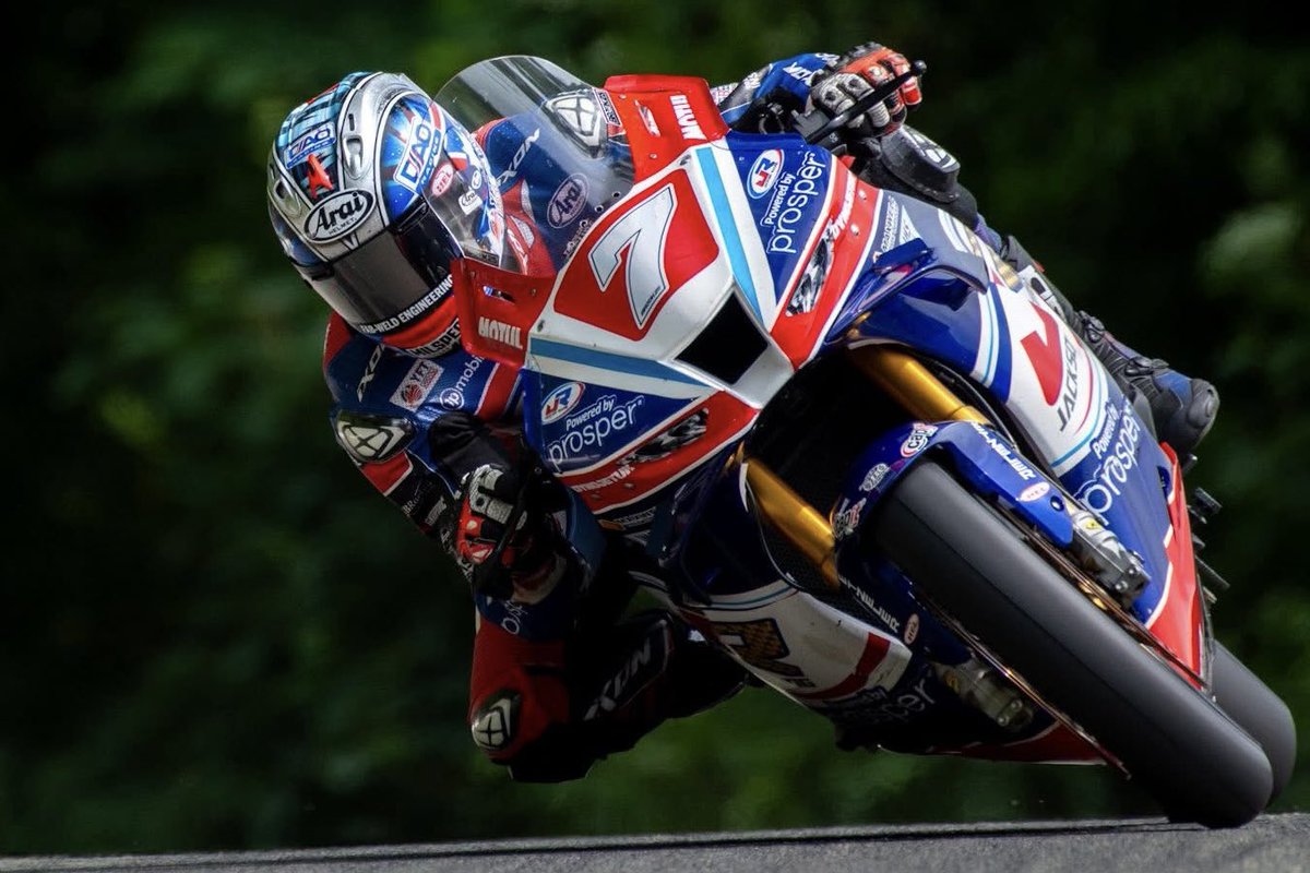 markspicsiom tweet media