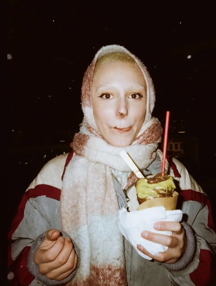 pulppink's tweet image. the princess of the people