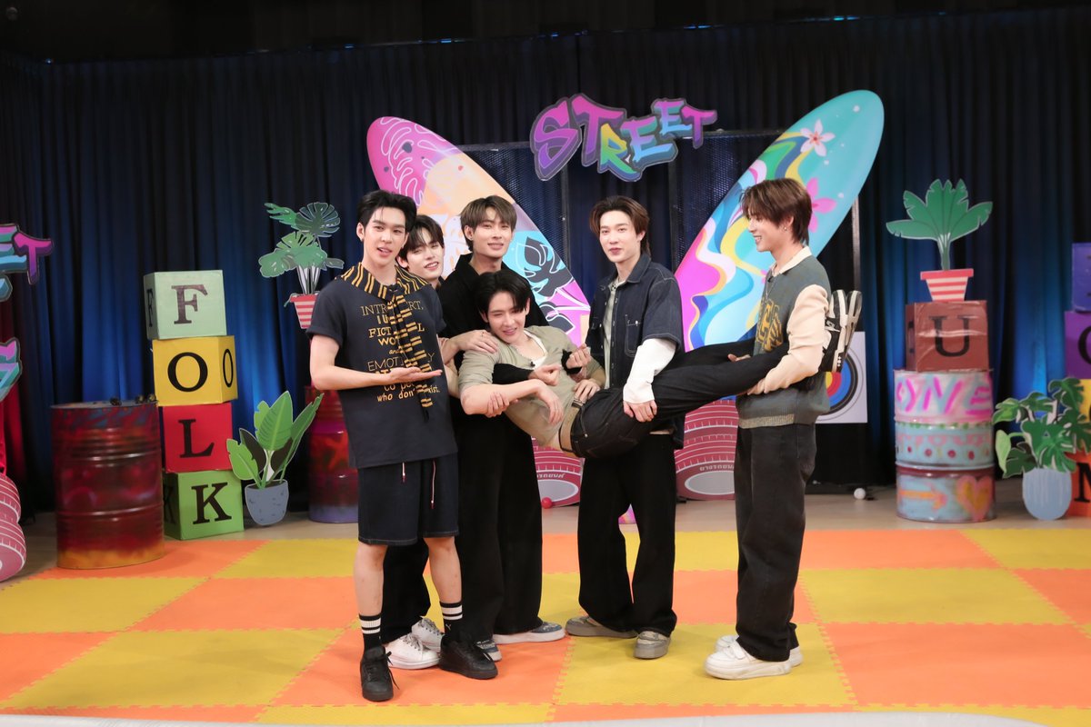 Grow Up To Be โตมาเป็น tweet media