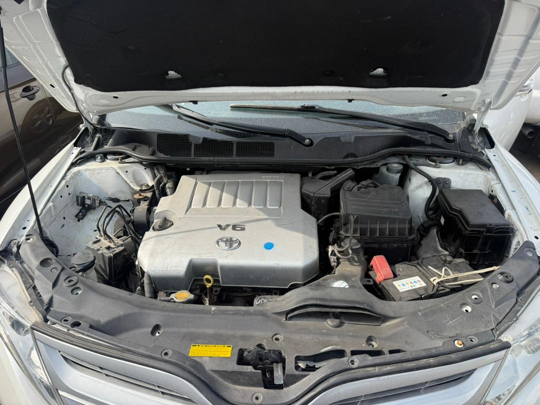 IYIOLAKAY's tweet photo. 2014 Toyota venza V6
Foreign used 
N20,000,000
📍 Ojodu berger LAGOS 
Whatsapp 📞 09061469311
@iyiautos IG

#iyiautos #ojoduberger #ikeja #Lagos #February #2025 #Toyota #venza #toyotavenza #nigeria #Africa #ikejalagos #lagosnigeria https://t.co/v7CmCWgZqW