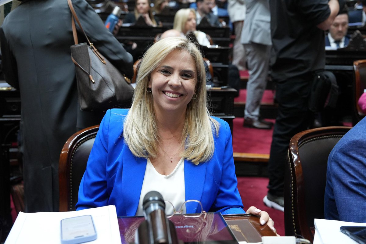 Nancy Picón tweet media