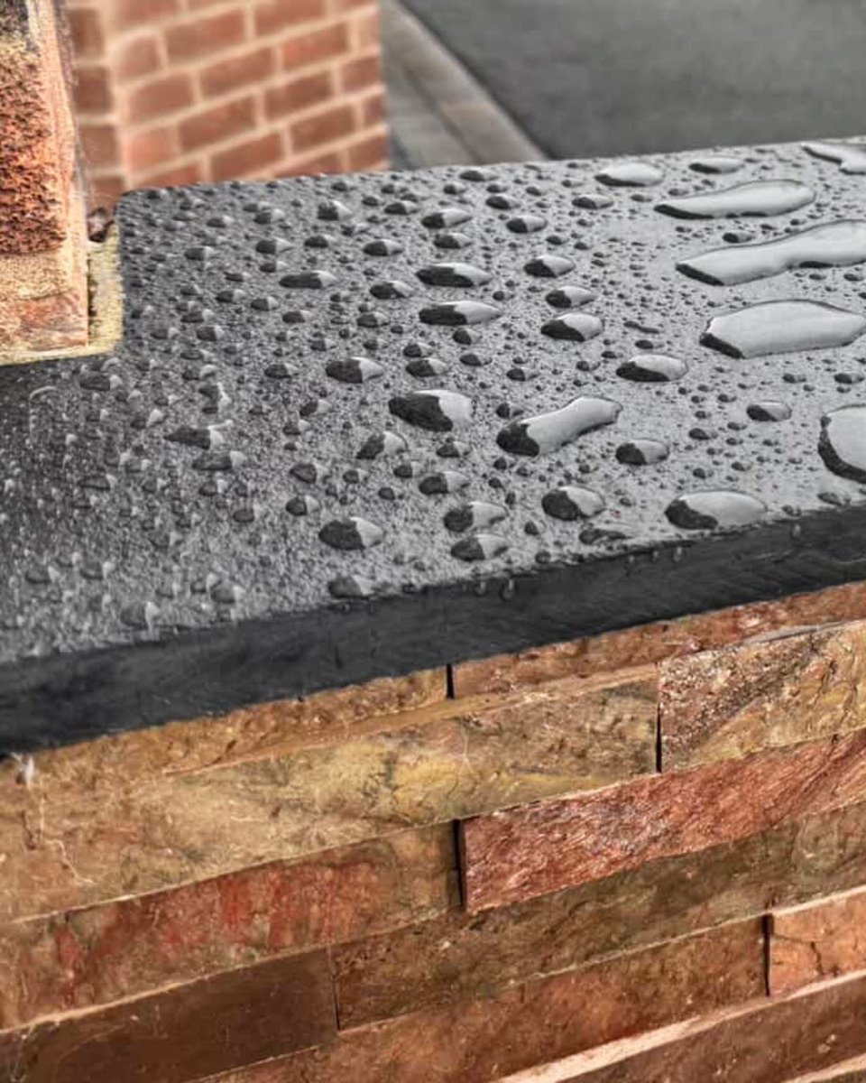 Smartseal's tweet photo. Work smarter, not harder ✅ Restoring surfaces can save time and money while making them look like new!

#HomeRenovation #ModernHouse #BlackLimestone #Smartseal #WestBridgford https://t.co/ZWZO8bMeVx