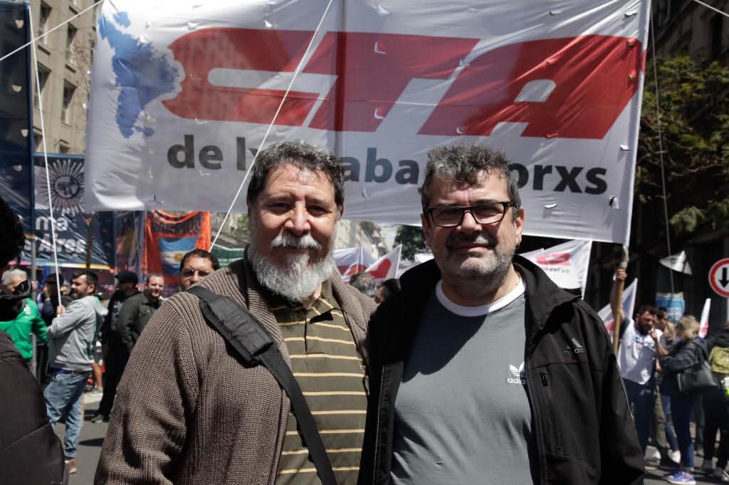 quiquerositto's tweet photo. FELIZ CUMPLEAÑOS, AMIGO Y COMPAÑERO BETO PIANELLI!
Presente, ahora y siempre en la historia grande del sindicalismo.
#20F #BetoCumple https://t.co/Qcip9nZHWt
