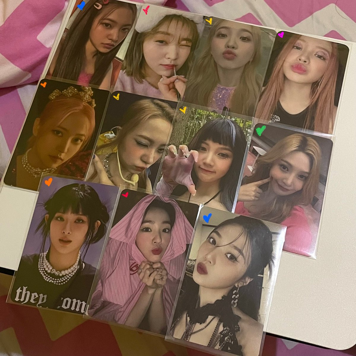 xiaokyr's tweet photo. ᥫ᭡ ꒰ #ryszone ꒱ | red velvet ph ★

⋆.𐙚 ̊ wts lfb : RV photocards

— onhand
— payo/dop with 30% nrdp

Minimum of 2 pcs/transaction, prio getting more or maknae line taker

💙 = 100
❤️= 200
💛 = 250
💚 = 300
🧡 = 350
💜 = 500

# irene seulgi wendy joy yeri pc https://t.co/u1rmt2YuyW