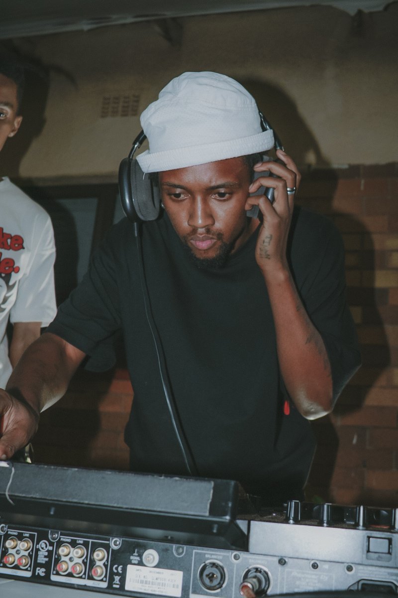 MohlakanyoHD's tweet image. 2geda Crew never stops! 🚀✨ 

Flashback to the grind and growth. Show love and vote for them at the MAMAs this year! 🗳️🎶 #SupportLocal #MAMAs #BestGroup