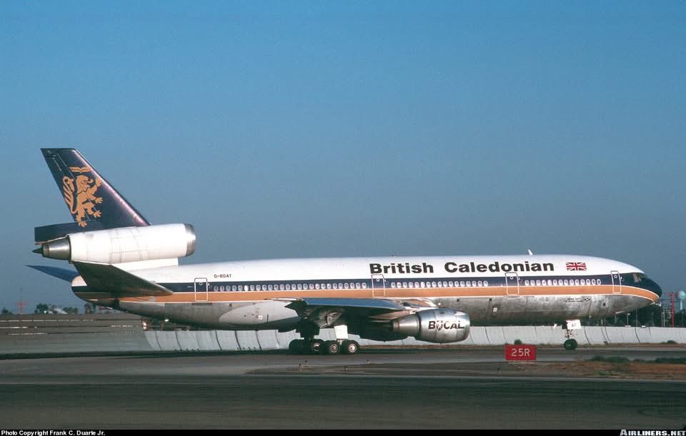 n194at's tweet photo. British Caledonian Airways 
Douglas DC-10-30 G-BGAT 
LAX/KLAX Los Angeles Intl Airport
March 1985
Photo credit Frank C. Duarte, Jr.
#AvGeek #Airline #Aviation #AvGeeks #Douglas #DC10 #LAX @flyLAXairport #LosAngeles #BCAL 🇬🇧 https://t.co/XE0MEA7WWT