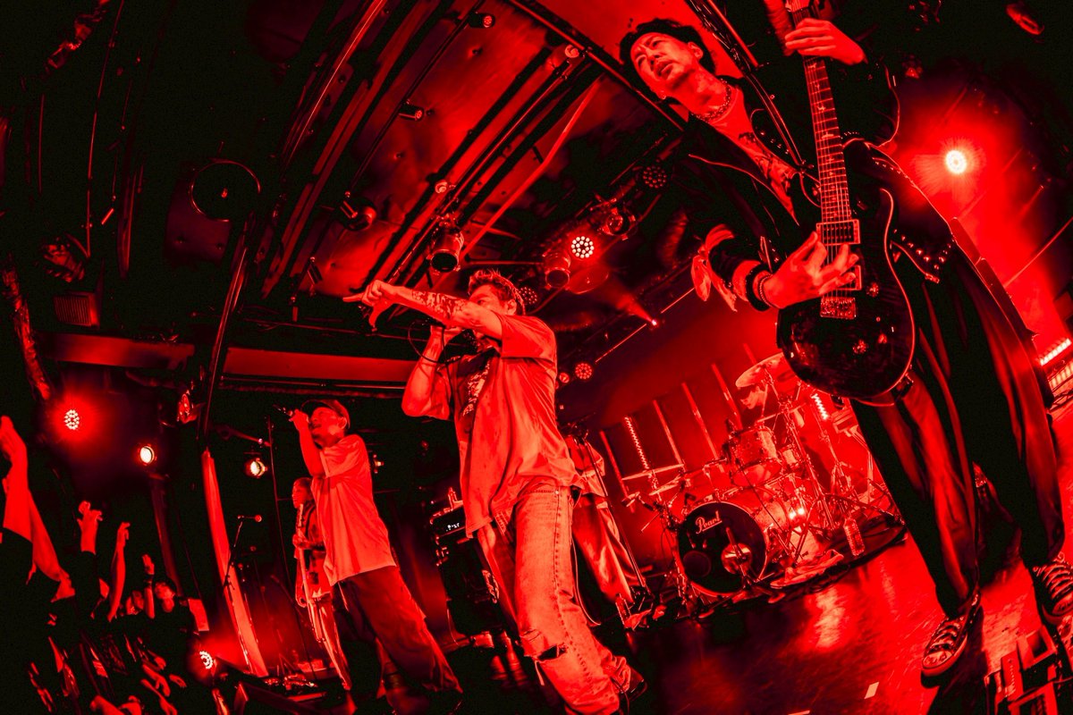 badpunk_oga's tweet photo. 山嵐 ツアー”スペースフラワー2026″
広島SIX ONE LIVE STAR
w/dustbox/ORIGIN OF M
Thank you‼️

photo by @naoto_iwabuchi_ 
--------
@yamaarashi_asia 
#山嵐 https://t.co/XkYQ34Folg