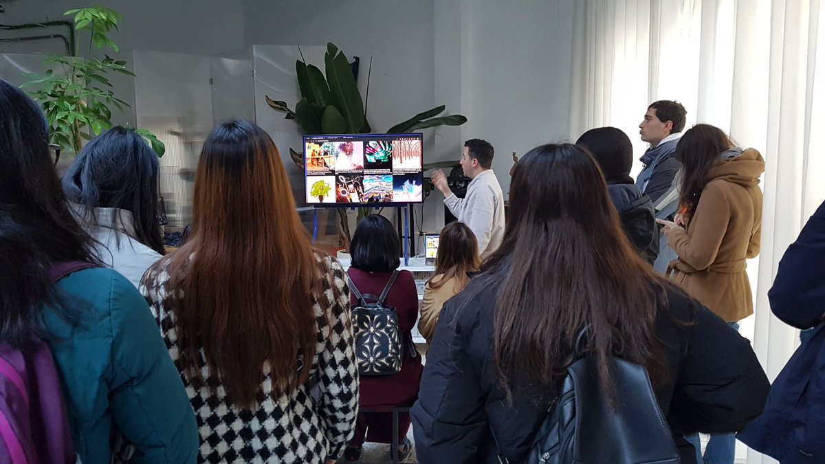 Mgestturistuc3m's tweet photo. Hoy en @Mgestturistuc3m el estudiantado ha realizado una salida técnica por Carabanchel en la asignatura Turismo e Industrias Culturales y Creativas. @uc3m @master_uc3m https://t.co/fM89pIvZ0C