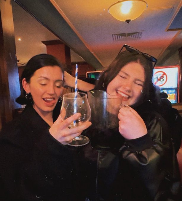 shazbow16x's tweet photo. Happy birthday to my literal soul sister !!!!! What an absolute honour it has been growing with you all these years . Ur such a ray of sunshine &amp; I couldn’t love and adore you more ! Have the BEST day gorgey diva 🐞✨💅🏻🫶🏻💞 u have my heart forever 🥂 @GRACEYmusic_ https://t.co/u4tdHVF6ax