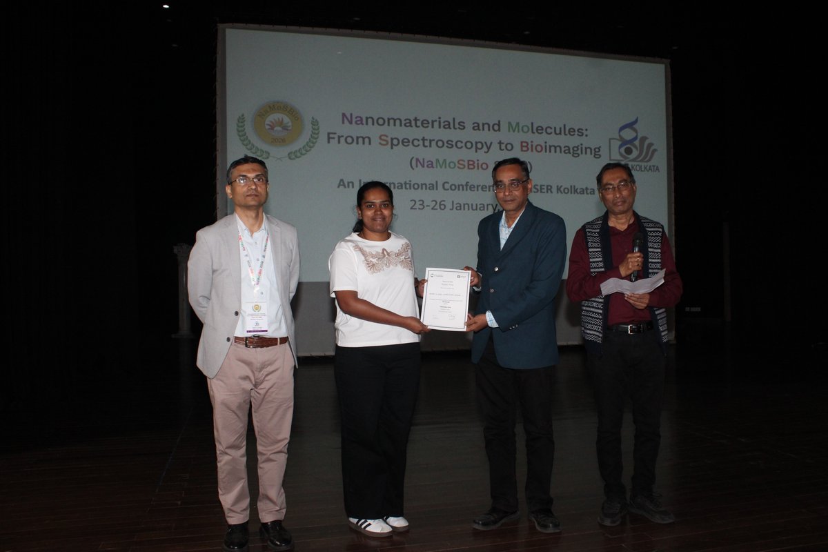 prasunchem's tweet photo. Congratulations to Ms. Adhra S. Sury, IISER Pune, India, for winning the Nanoscale Best Poster Award (RSC), in NaMoSBio 2026 international conference at IISER Kolkata, India. (https://t.co/hf5F0ES9Jt)
@RoySocChem
@AparnaGanguly28
@pramodpillai81 https://t.co/UFI6aPQJoh