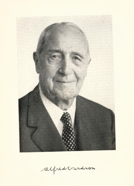 Alfred Verdross, through his theory of a newly globalized 'Common Good', bonum commune humanitatis, became one the most important international jurists after the clearing made in 1945. His fusion of the liberal normativism of his teacher Kelsen and catholic natural law represents