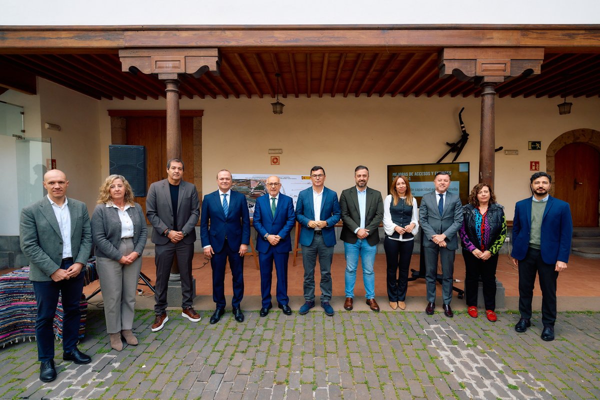 Radiofarosur's tweet image. 📌𝐄𝐥 𝐆𝐨𝐛 𝐝𝐞 𝐂𝐚𝐧𝐚𝐫𝐢𝐚𝐬 𝐚𝐯𝐚𝐧𝐳𝐚 𝐞𝐧 𝐥𝐚 𝐚𝐦𝐩𝐥𝐢𝐚𝐜𝐢𝐨́𝐧 𝐝𝐞 𝐥𝐚 𝐆𝐂-𝟏 𝐞𝐧𝐭𝐫𝐞 𝐋𝐚 𝐄𝐬𝐭𝐫𝐞𝐥𝐥𝐚 𝐲 𝐋𝐚𝐬 𝐓𝐞𝐫𝐫𝐚𝐳𝐚𝐬 
🔗digitalfarocanarias.com/index.php/2026…
#pablorodriguez #gobiernodecanarias #GC1 #grancanaria