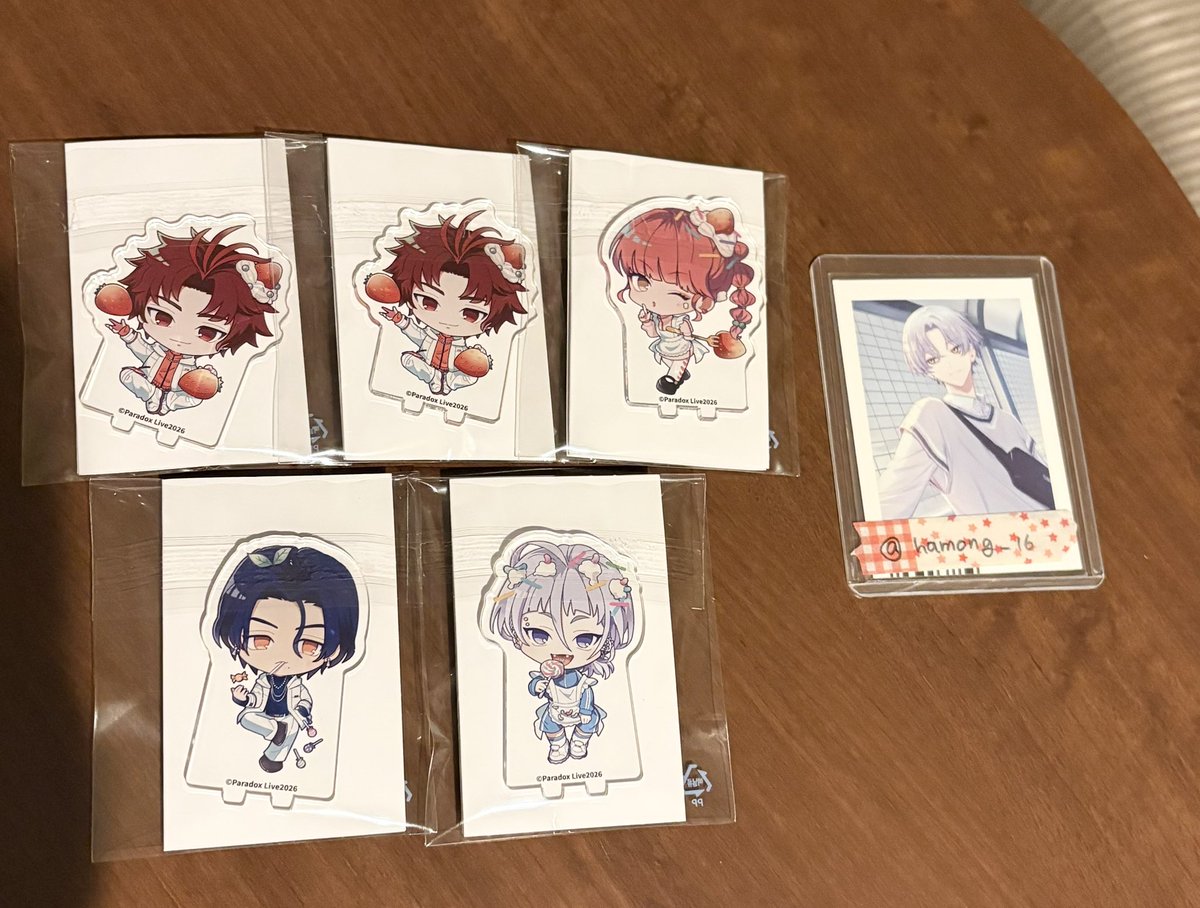 【交換 譲渡】Paradoxlive パラライ アニメイトカフェ デコット DECOTTO 特典 アクスタ アクリルスタンド

譲 ：画面

求 ：定価＋送料　

お気軽にお声掛けください