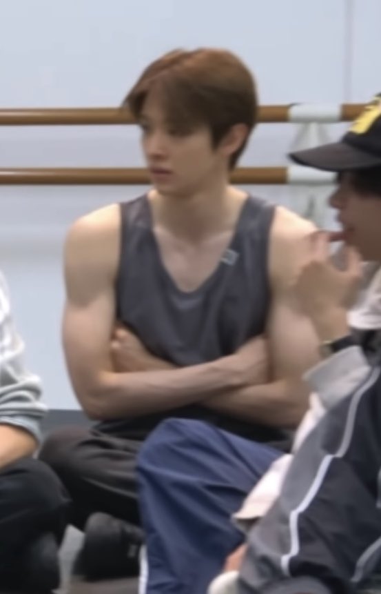 정성찬 몸 (@sungchanbody) on Twitter photo 