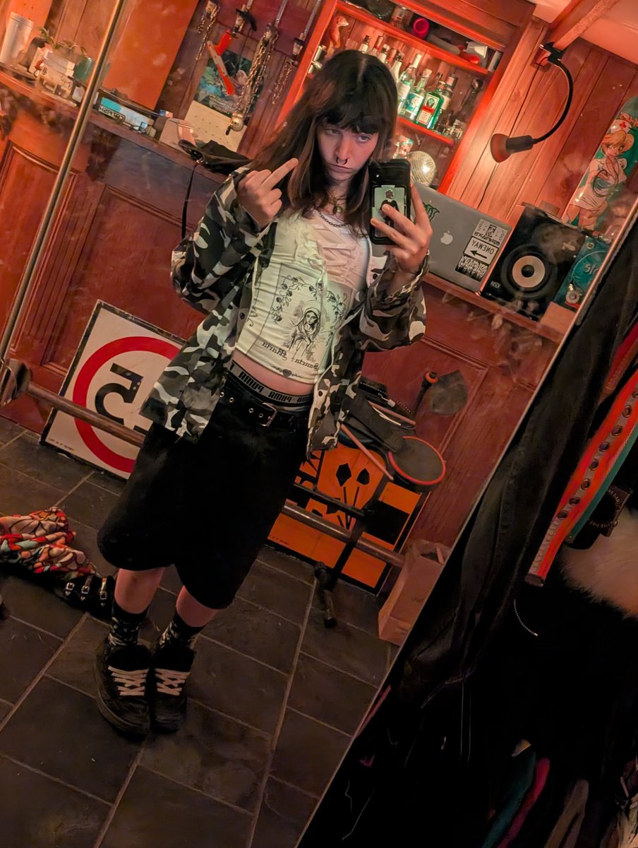 catelyn malice tweet media