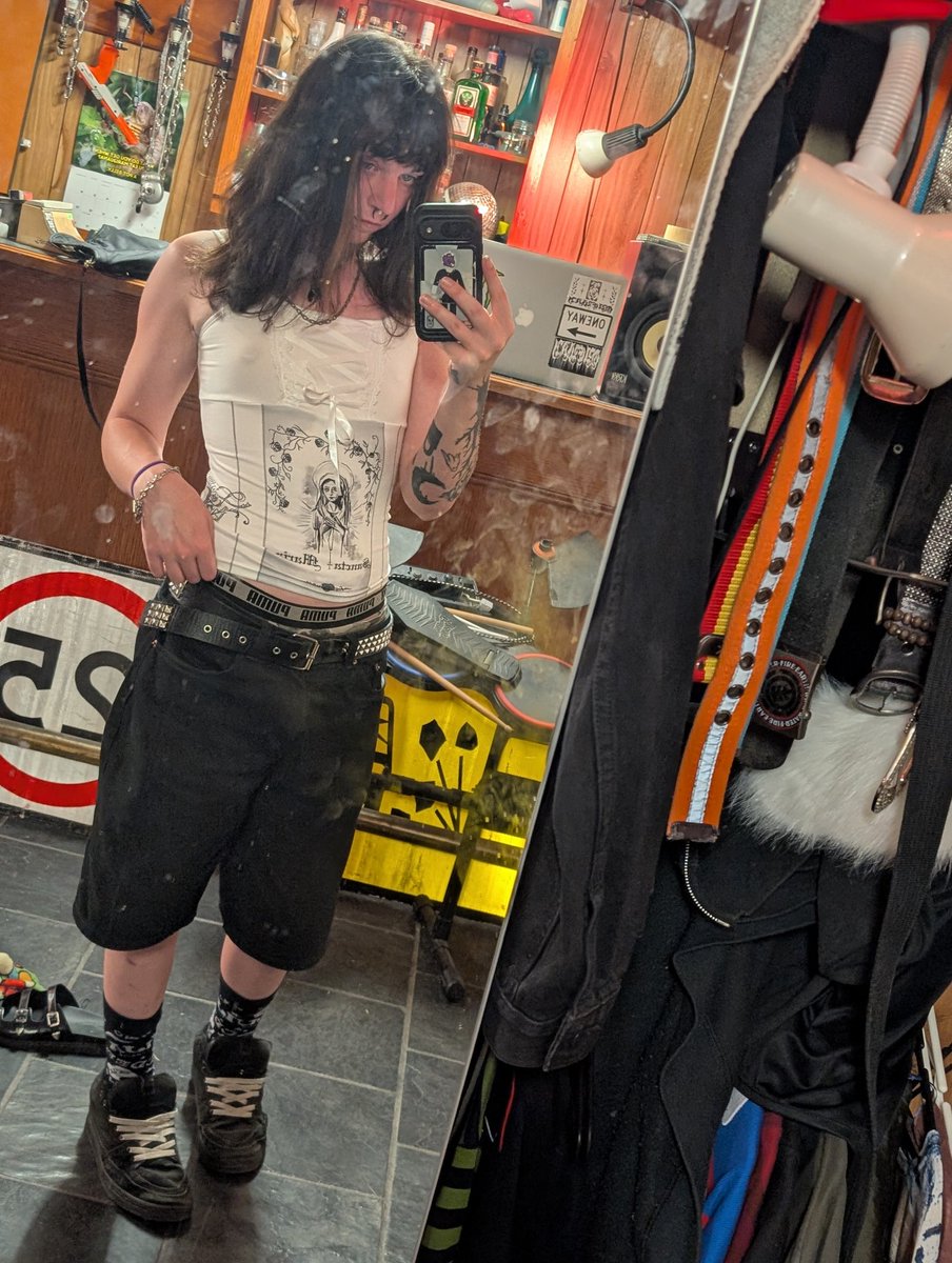 catelyn malice tweet media