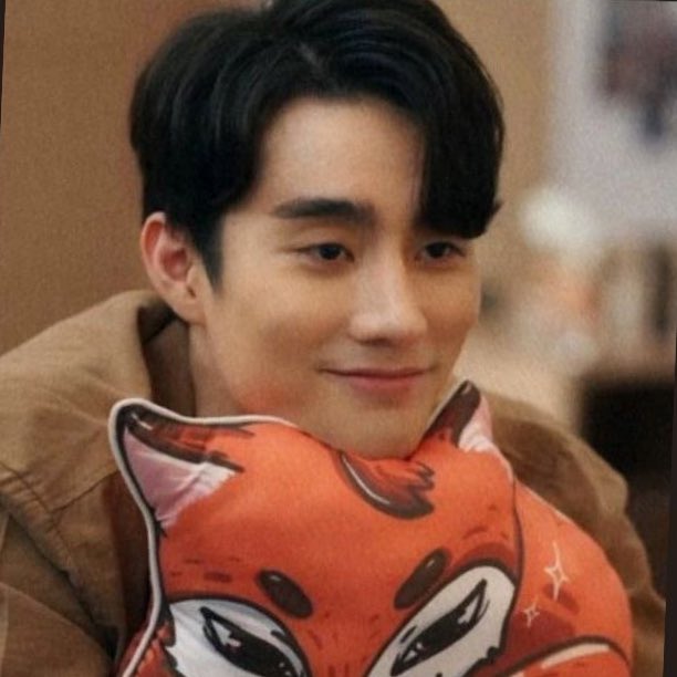 “you’re mine”                                “YES YES
                                                             IM YOURS
                                                             pls say it
                                                             again”🥺