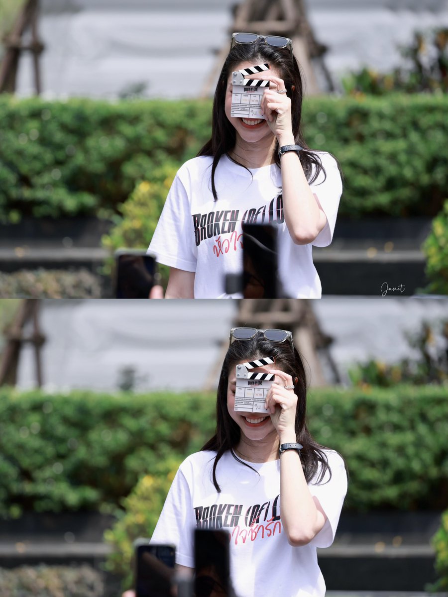 janetajaneto_ss's tweet image. The best director ☺️🎬🌻 @malisorn00 

FAYE ATOM BLESSING CEREMONY
#BrokenOfLoveTheSeries