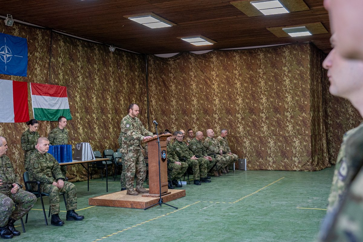 HQMNDC's tweet photo. 🪖The Hungarian battlegroup is one of eight units that ensure the Alliance’s presence🫡, defensive capability🛡️, and credible deterrence on NATO’s eastern flank.🧭 #collectivedefence #WeAreHQMNDC @MagyarHonvedseg

📸 HDF 30th MIBDE, Zsanett FARKAS OR-3 https://t.co/QIy9YZezl8