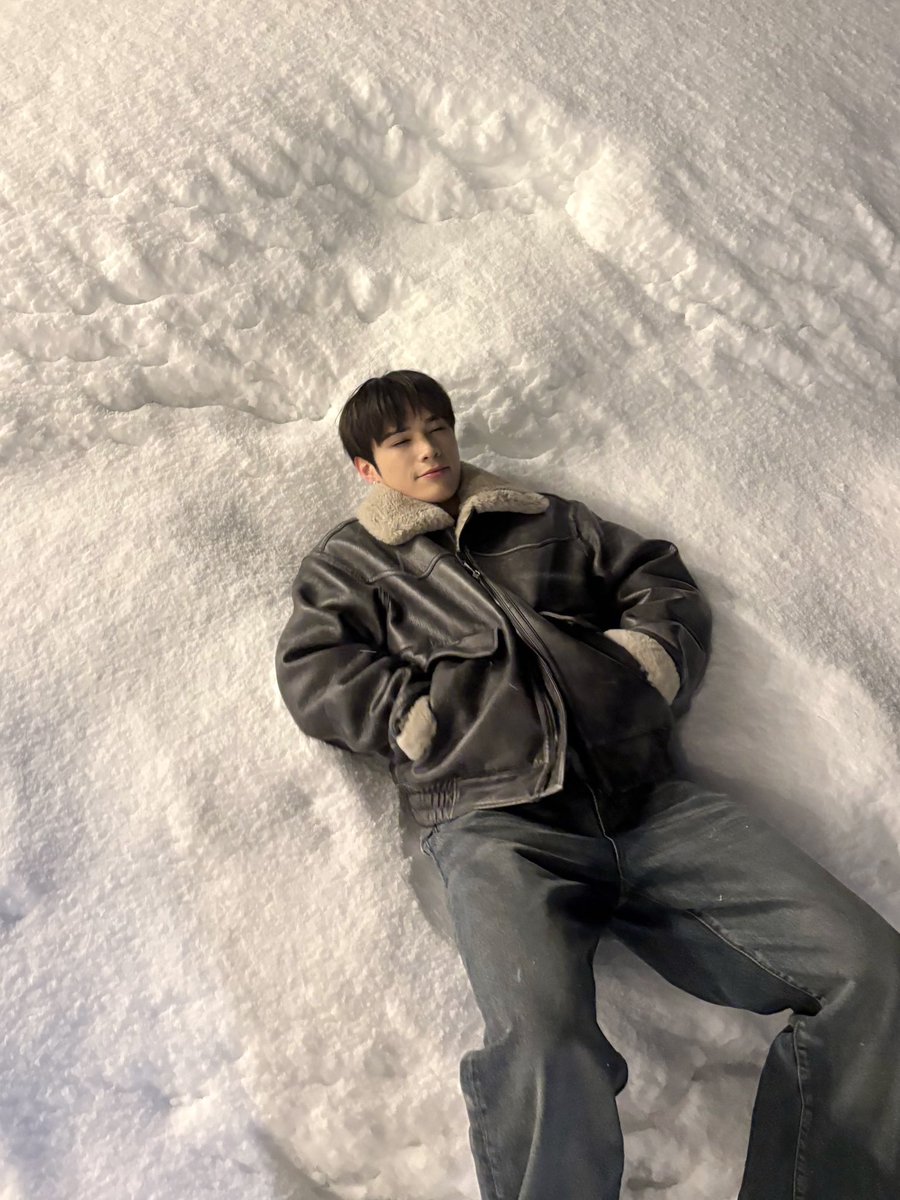 [💙_ #제이창]

Snow Day ❄️✌🏼

#ONEPACT #원팩트
#JAYCHANG #제이창