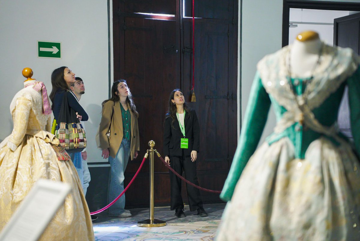 Museo de la Seda tweet media