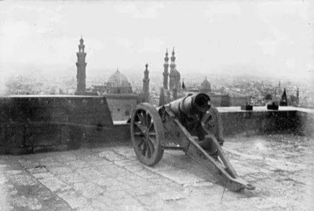The traditional Ramadan cannon is returning to Damascus 

I wrote about the cannon on my telegram some years ago: 

(“Alā’ al-Dīn ‘Abidīn (son of Ibn ‘Abidīn) says in his al-Hadiyyah al-Alā’iyyah:

It is permissible to break the fast if one is predominantly certain [that Maghrib
