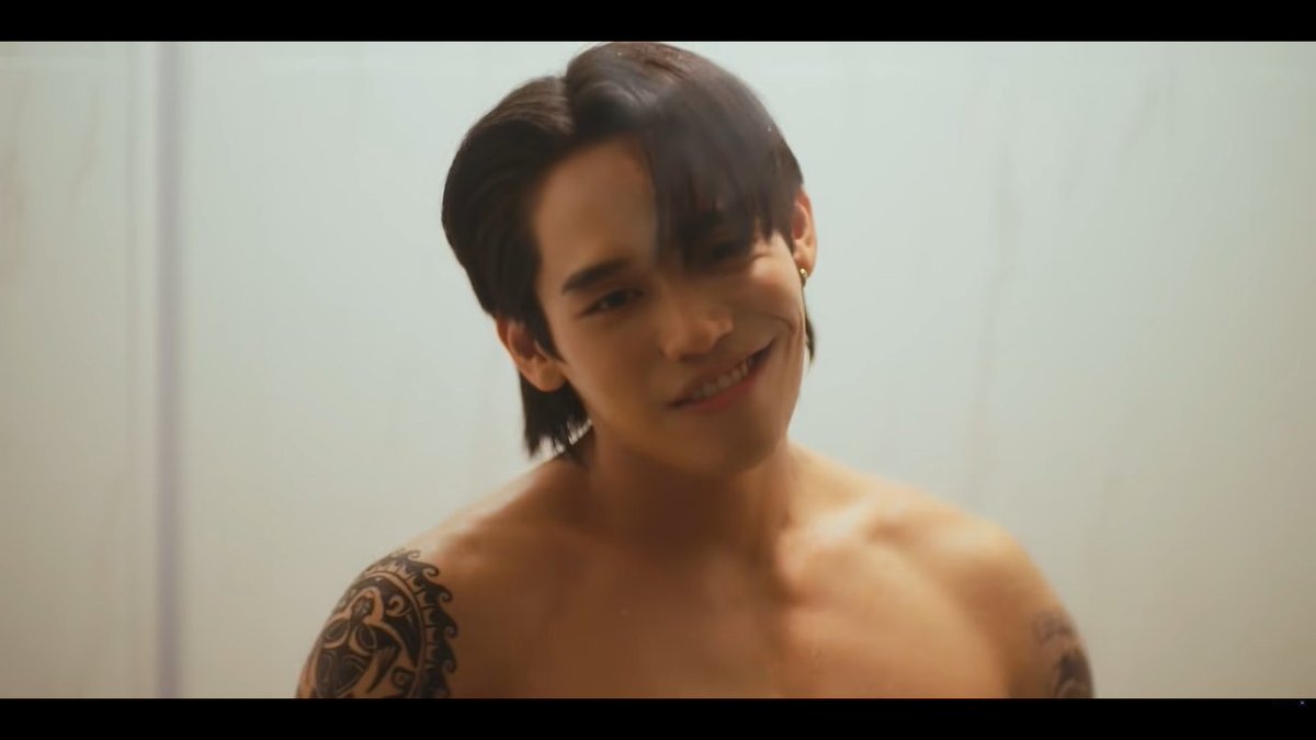 โห~ แกดูพี่หมอแต่ละคน 

#TheSunFromAnotherStarTrailer 
#FoureverYouProjectPart2