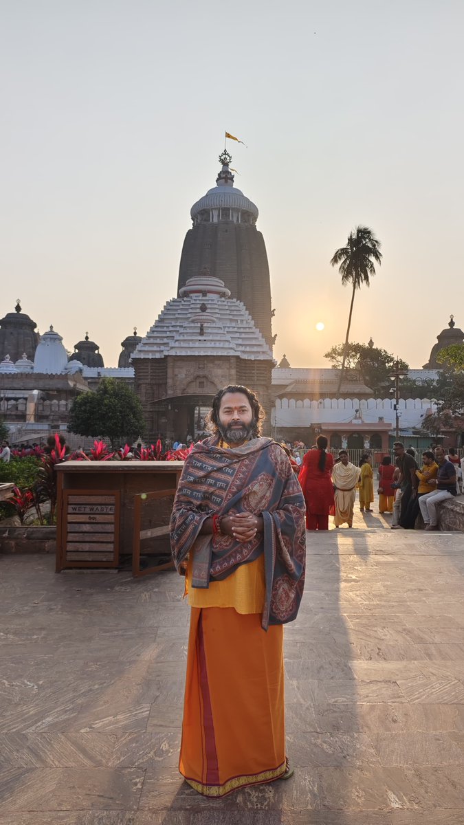 Jagannadh Dhām enshrines heart of Bharatiya adhyatmikta in ways that are difficult to comprehend. 

Jai Jagannath!