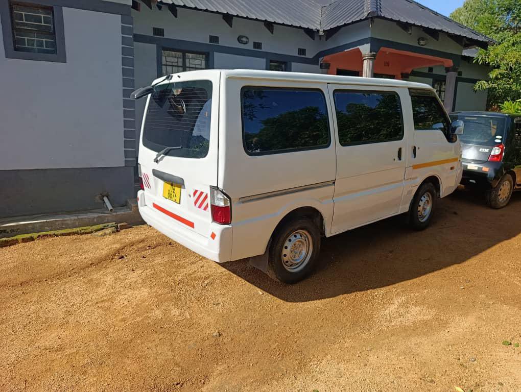 boykreign's tweet photo. Mazda Bongo 
Engine and gear box dry 
Single tyres 
With f8 engine 
Very smart in and out 
Asking for 15.5 million nego 
Location Blantyre

+265 994 783 178 https://t.co/HG7wYvDI8c