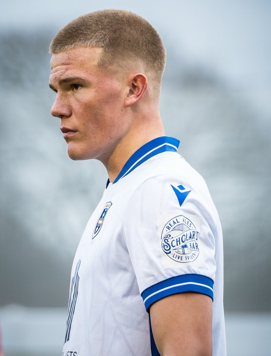 SportsPeteO's tweet photo. A number of League One and League Two clubs are tracking highly-rated Scarborough defender Calum Hudson following his impressive form on loan at Guiseley AFC. https://t.co/Nx3s8KTj3y