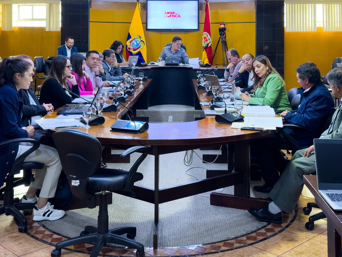Emurplag's tweet photo. EMURPLAG EP a través del POA 2026 fortalecera la infraestructura productiva, la sostenibilidad ambiental y la eficiencia operativa.
Principales acciones:
✅ Pozo profundo para captación y potabilización de agua
✅ Repotenciación de líneas de ganado mayor https://t.co/58mv7pOexT
