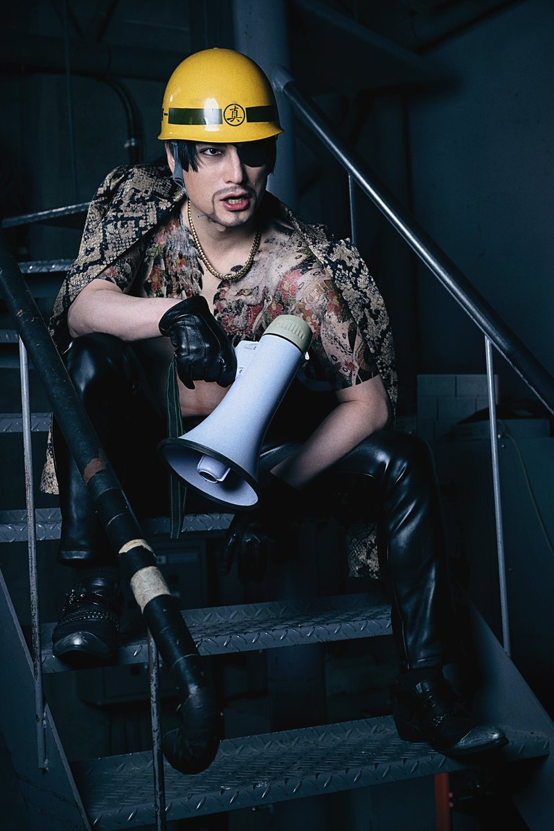 【cosplay】
龍が如く極2/真島吾朗
photo by <a href="/kuro___lily/">くろせゆり</a> 

#龍が如く #真島吾朗 #コスプレ