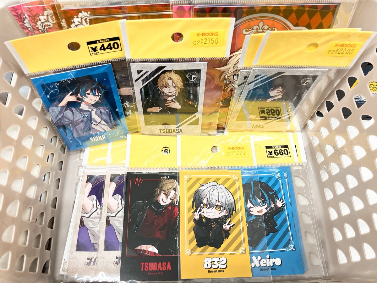 入荷情報】 💎Element Sicks💎 缶バッジや年賀状、アクリルスタンド