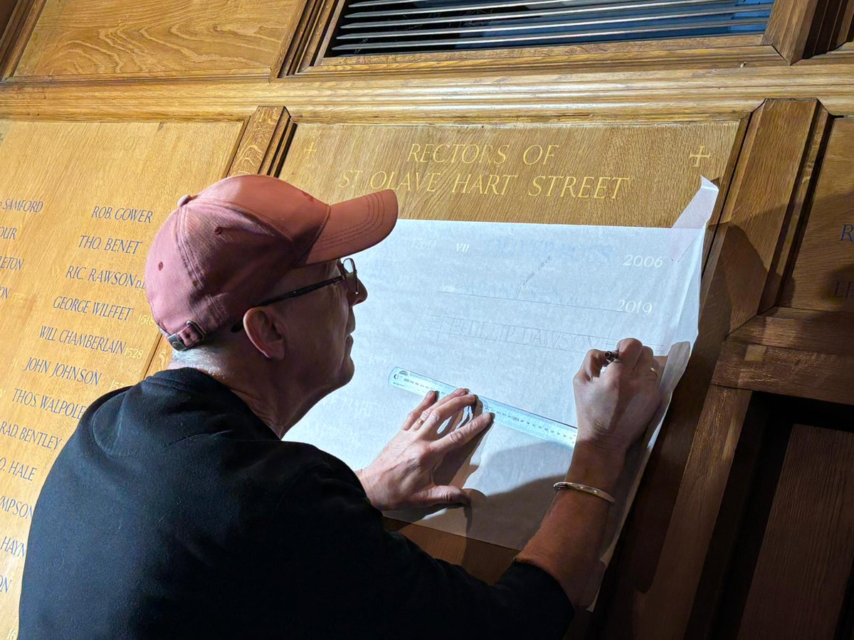 St Olave Hart Street tweet media