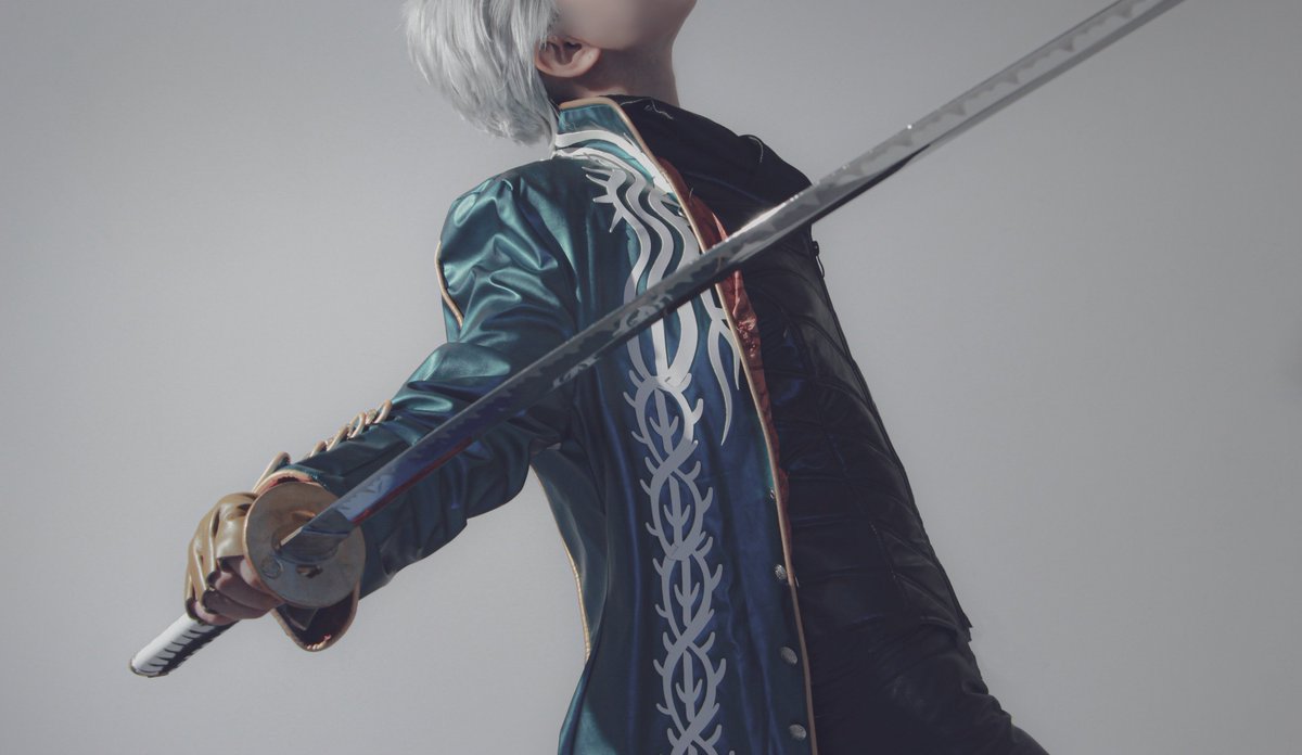 maki_kou211's tweet image. 【 cosplay  コスプレ 】
Devil May Cry 3 Dante Vergil 
― parting ―
photo : 三脚