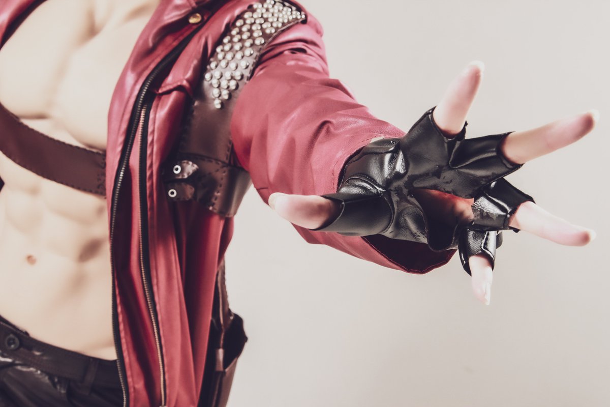 maki_kou211's tweet image. 【 cosplay  コスプレ 】
Devil May Cry 3 Dante Vergil 
― parting ―
photo : 三脚