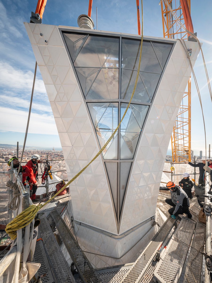 Spain By Train tweet media