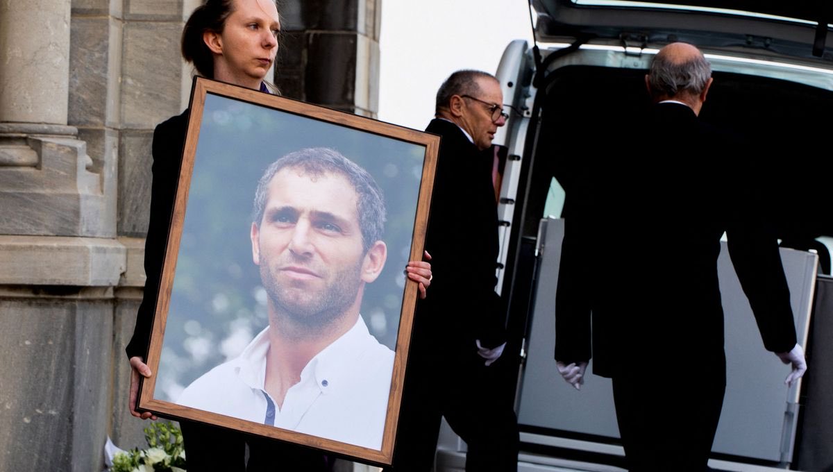 Neruda57's tweet image. 🔴💥"Le déballage actuel est à vomir"
Un avocat de la famille de Federico #Aramburu, abattu par deux militants d’ultradroite en 2022, dénonce l'asymétrie entre les hommages actuels à Quentin Deranque et ceux rendus au rugbyman à l'époque.