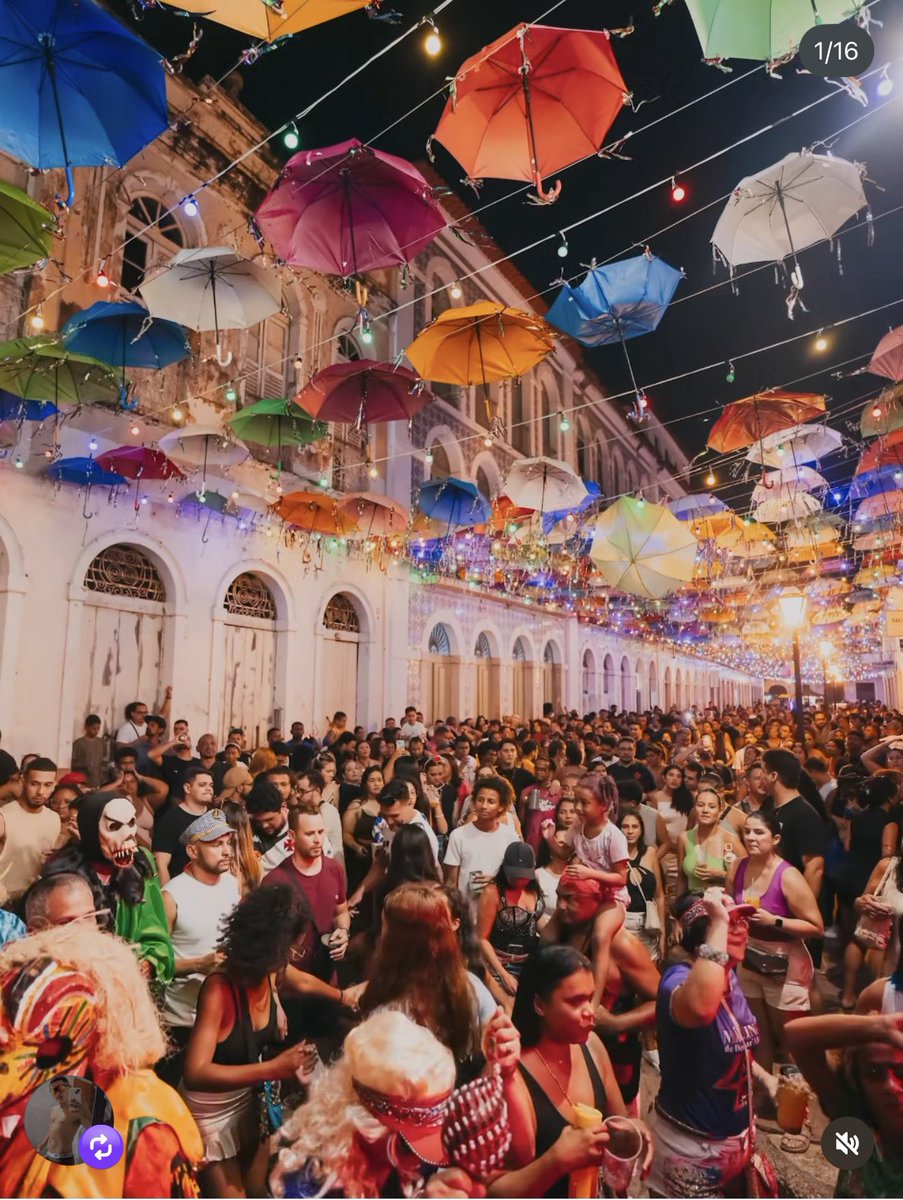 mdfonseccas's tweet photo. São Luís, 5º maior carnaval do Brasil em 2026 com 5,4 milhões de pessoas 

Muito lindo ver o carnaval daqui crescer e virar um gigante, com todos os artistas e turistas querendo voltar! Viva o carnaval da diversidade cultural e energia única! https://t.co/aGzYwMnkaQ