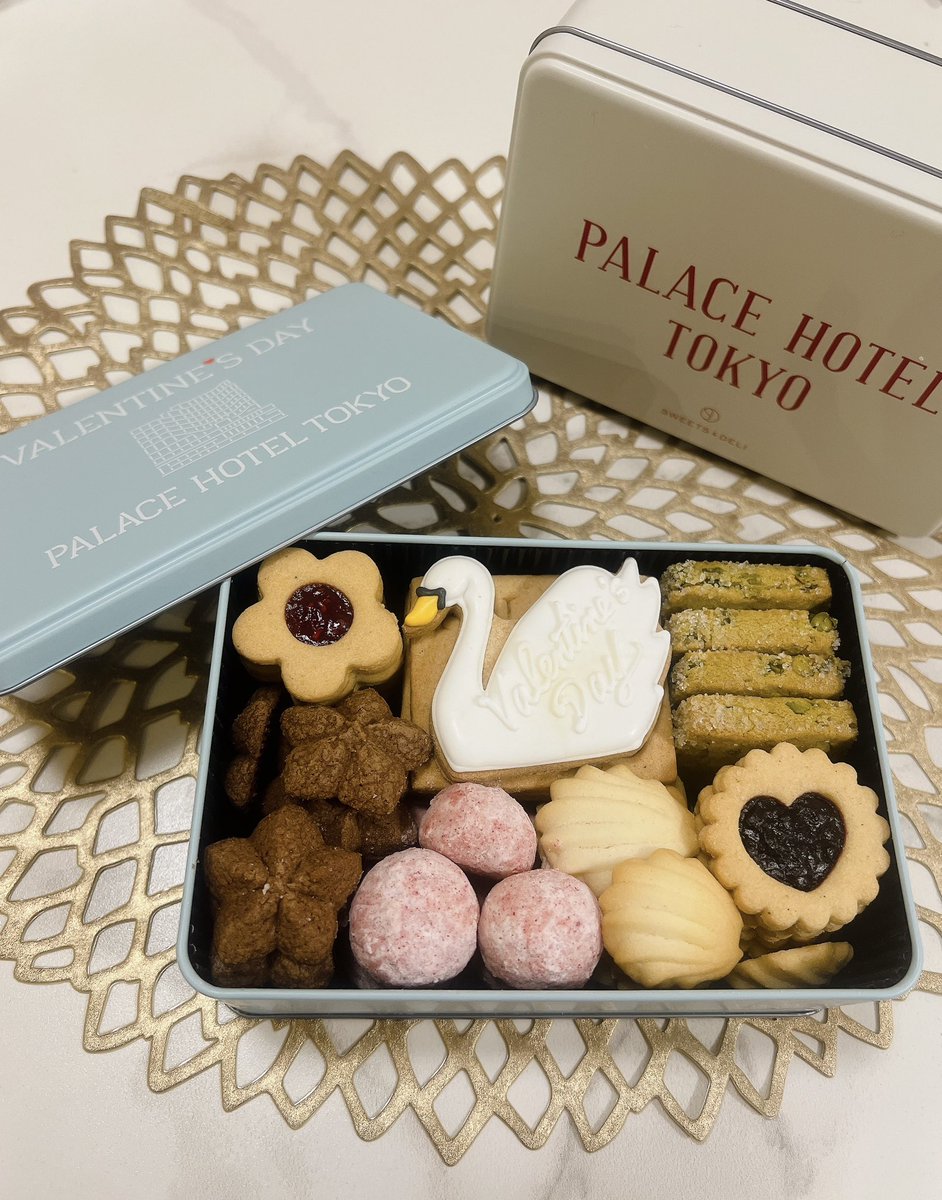 パレスホテルのバレンタイン限定クッキー缶、 美味しかったので来年も