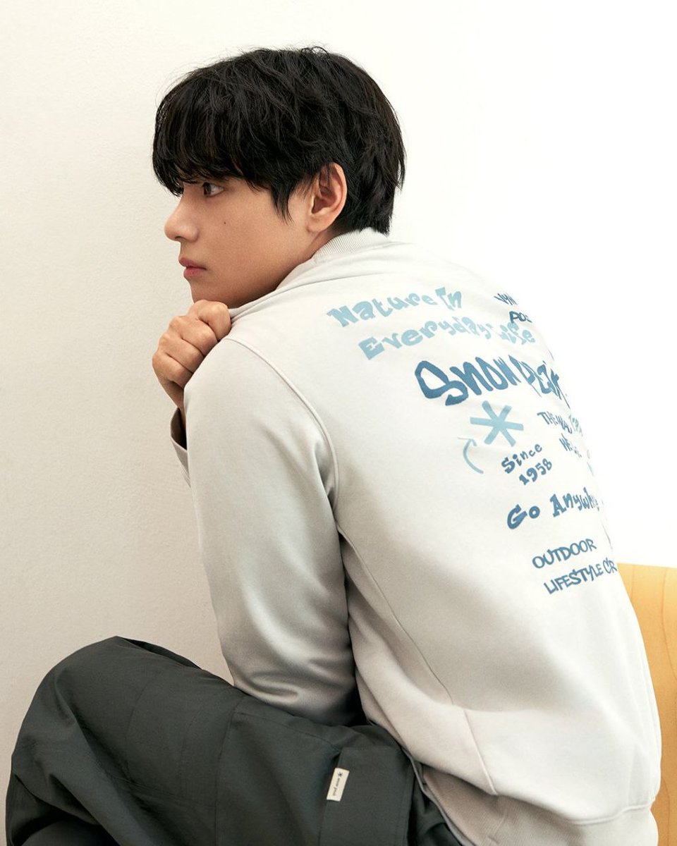 jesianrolo28's tweet photo. @snowpeakOutdoor WE LOVE YOU TAEHYUNG
WITH TAEHYUNG TILL THE END
WE LOVE YOU TAEHYUNG

SNOWPEAK AMBASSADOR V
V FACE OF SNOWPEAK APPAREL
#TaehyungxSnowPeak 
#VxSnowPeakApparel https://t.co/w1LiRKwj7u