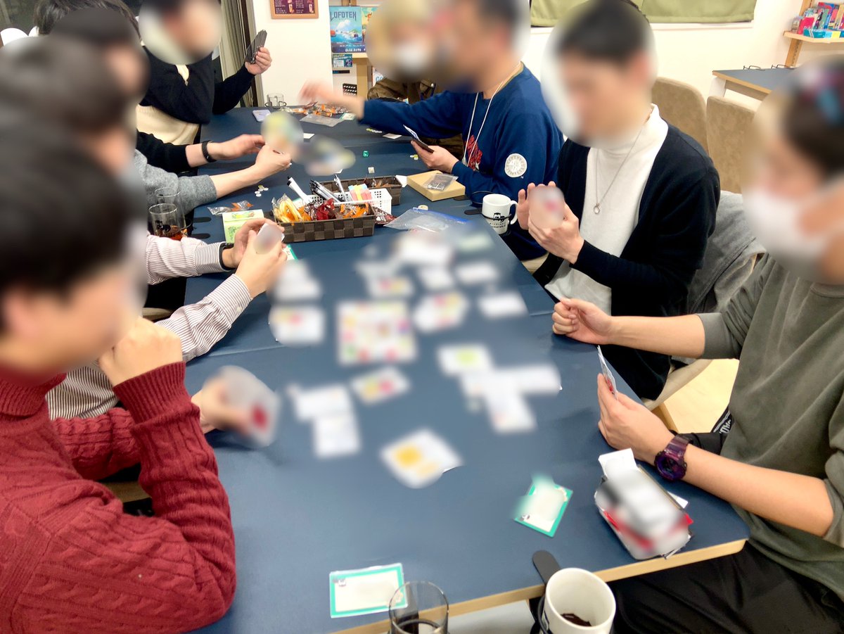 【26/2/20 Comorebi日記📕】
「Comorebiテストプレイ会」は8名の方にご参加いただき、数々の独創的な作品がテーブルを彩りました。

「参考になりました！！」
という声が聞こえて、開催した甲斐がありました✨

明日は12:00-18:00は貸切
18:00～は通常営業となります！
ご来店お待ちしております🙆‍♂️