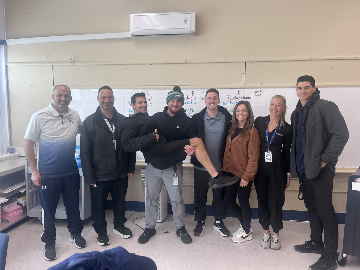 PLC Bears 💙🐻💛 tweet media