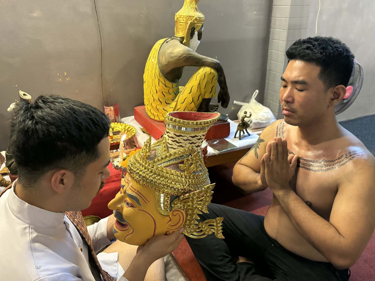 boy สักยันต์เสนห์ สวิงหญิง ฝั่งมุก หำฉีด สักควย tweet media