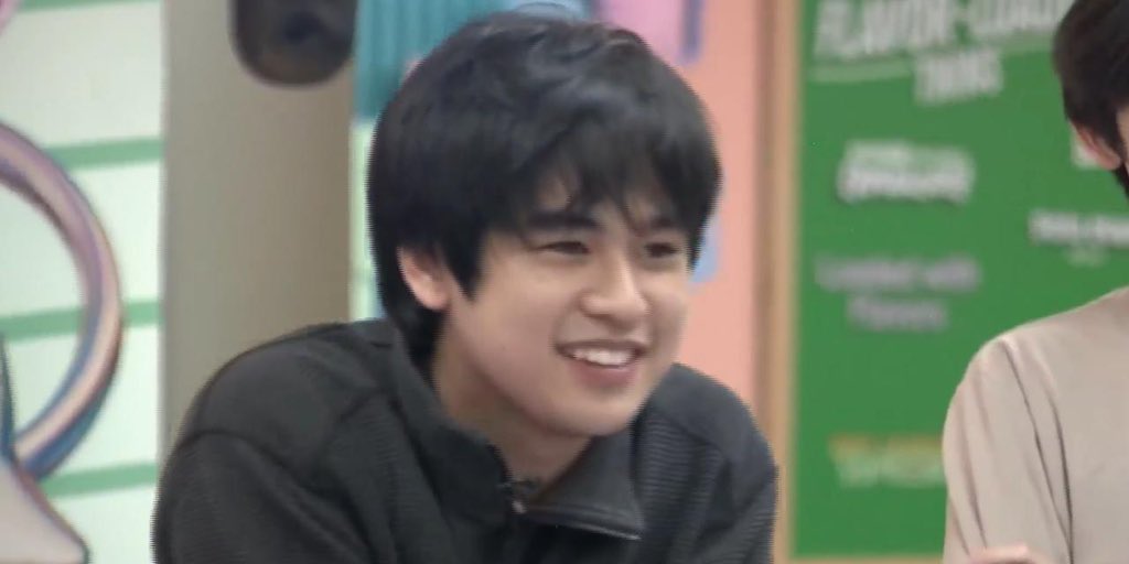Aliyahhcpa's tweet photo. prayer circle:

                   🕯      🕯
         🕯                           🕯
                   Miguel, the 
      🕯  third Kapamilya  🕯
                of Ultimate 8
       🕯                              🕯
                   🕯      🕯 https://t.co/1rJmSCKLMN