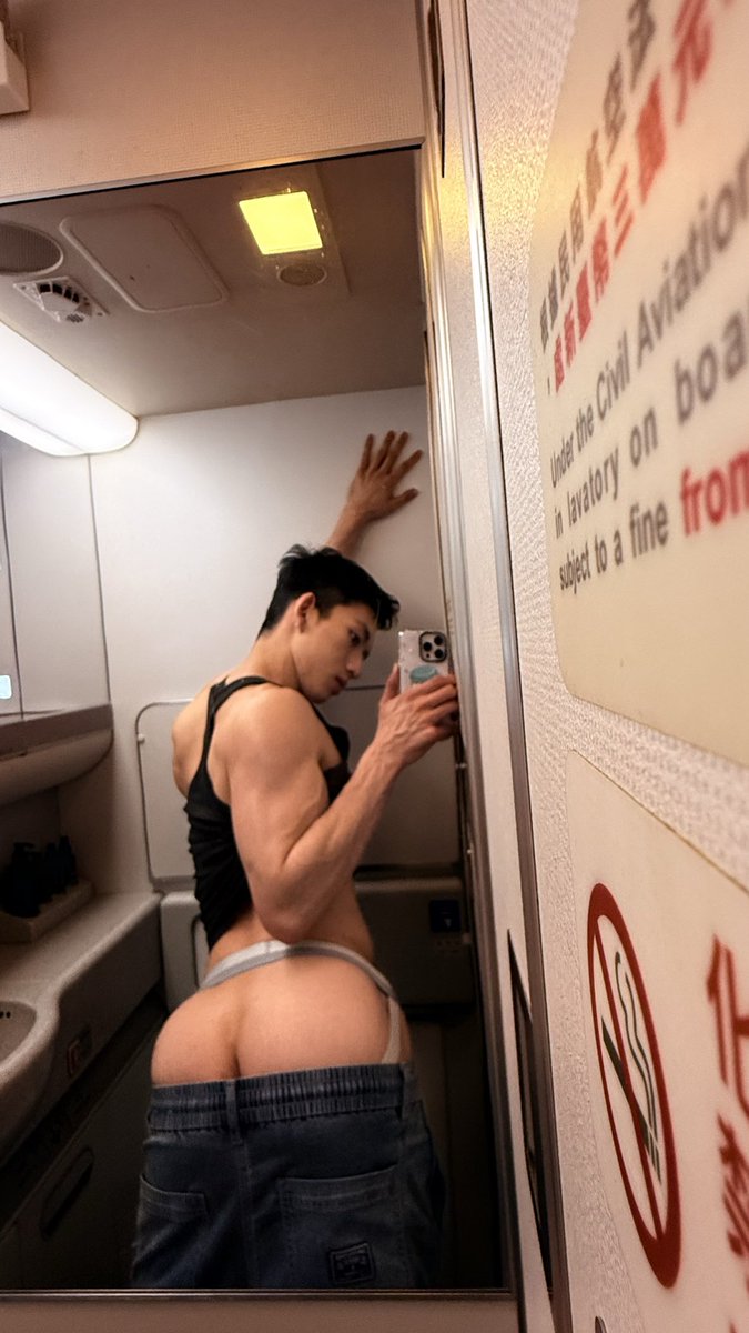 samvuniverse's tweet photo. always ready 🙃 https://t.co/vJ6u4iQldH