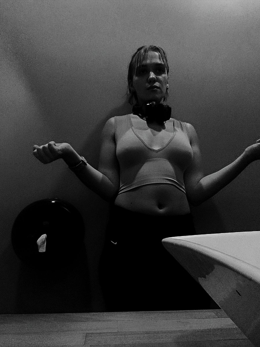 ☆ 𝚆 𝚒 𝚗 𝚝 𝚎 𝚛 𝙱 𝚎 𝚊 𝚛 ☆ tweet media