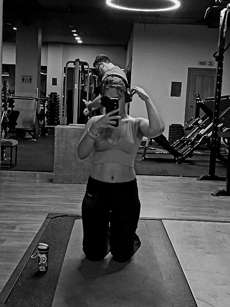 ☆ 𝚆 𝚒 𝚗 𝚝 𝚎 𝚛 𝙱 𝚎 𝚊 𝚛 ☆ tweet media